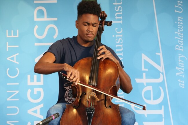 Building Photo - 2 Waverley Green