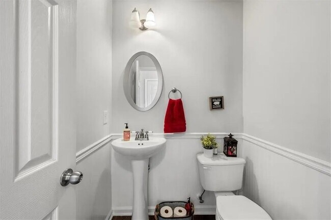 Building Photo - 8805 Penbrooke Ct