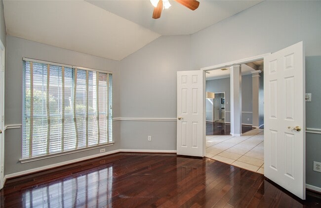 Building Photo - 14731 Raven Hollow Ln