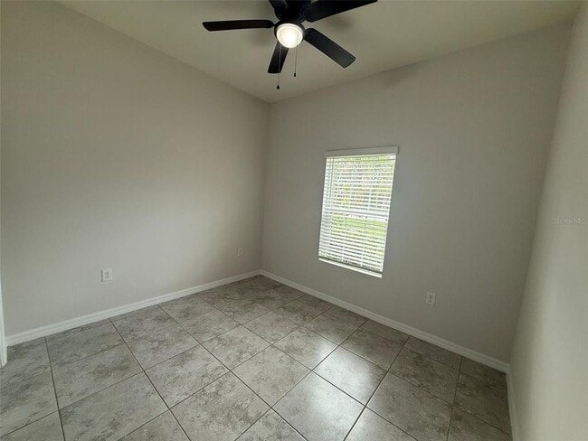 Building Photo - 24482 Zephyr Ct