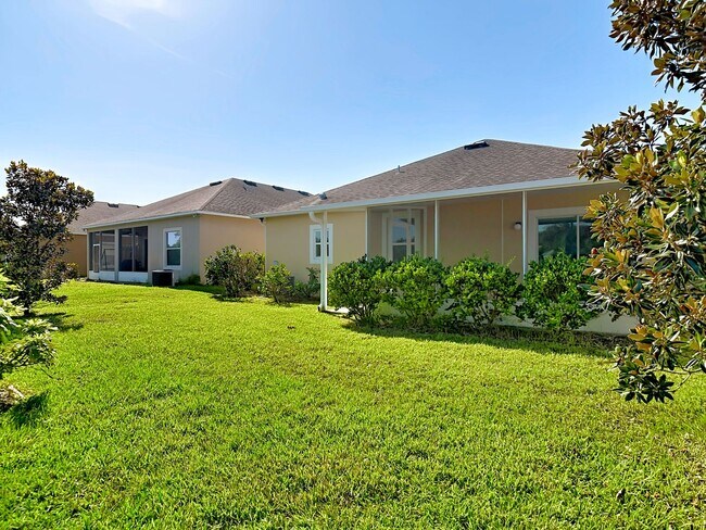Building Photo - 221 W Fiesta Key Loop