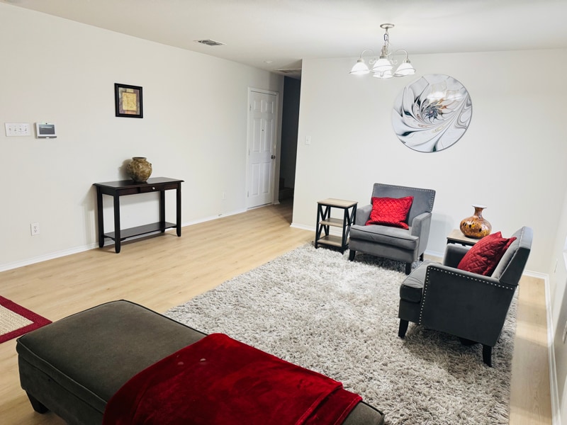 Building Photo - 12803 Capri