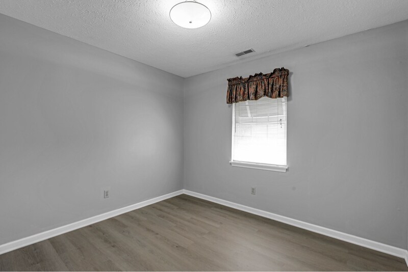 Building Photo - 4211 Medina Way