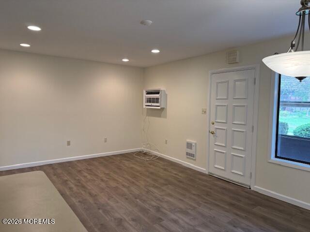 Building Photo - 113 Amberly Dr