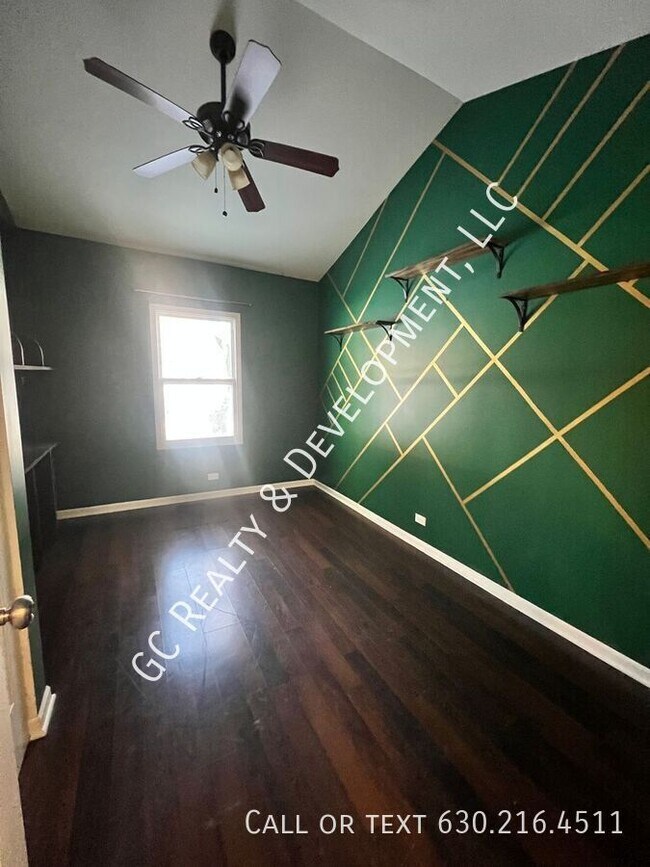 Building Photo - 3001 75th St