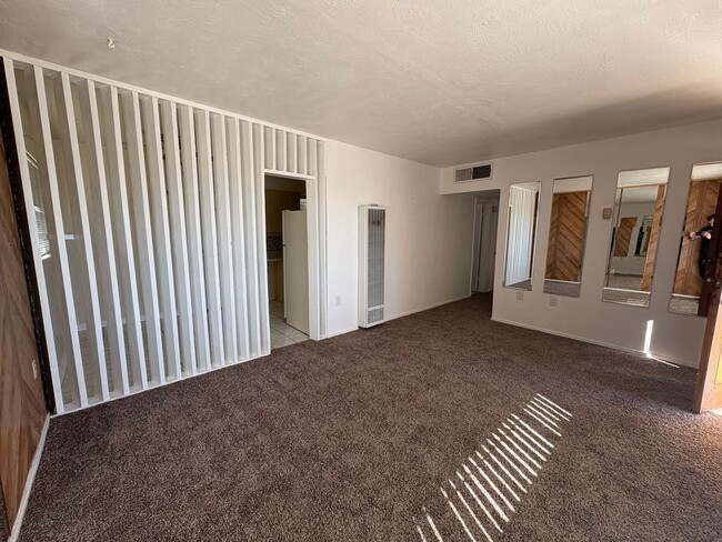 Building Photo - Home for Rent in the Lower Valley of El Paso