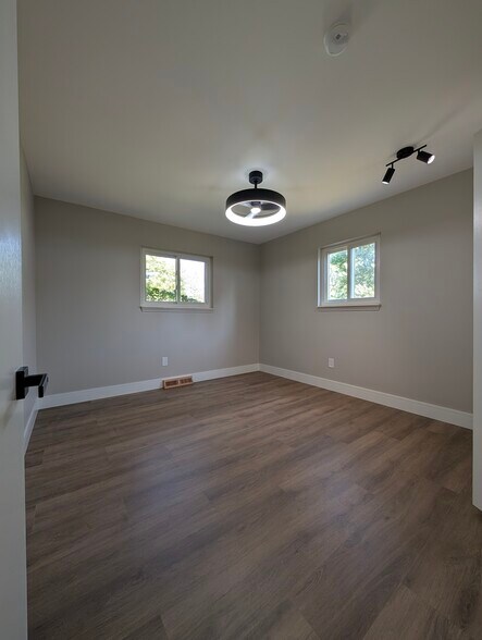 Building Photo - 168 McCatty Dr