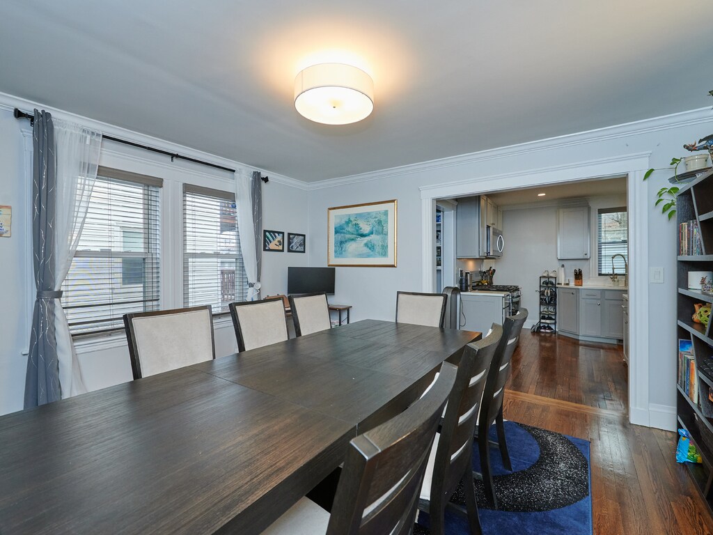 Building Photo - 543 Hyde Park Ave