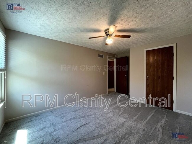 Building Photo - 767 Lindenhaven Rd