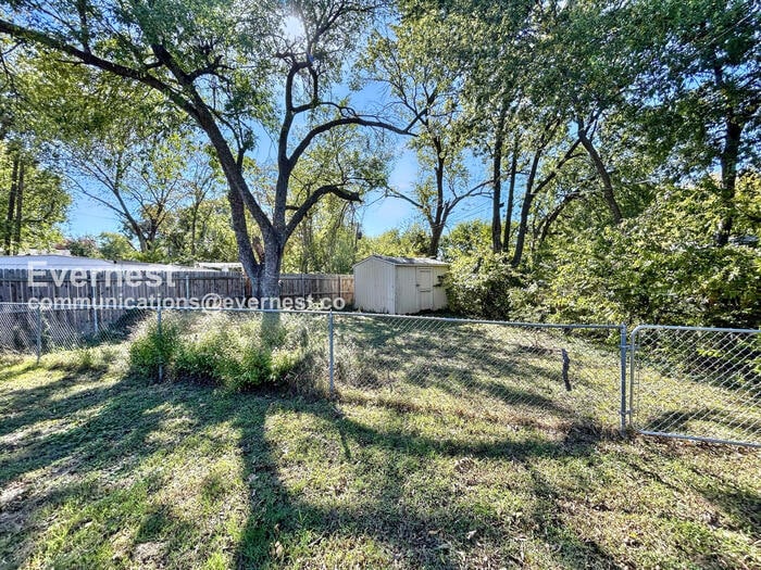 Building Photo - 5408 Waltham Ave