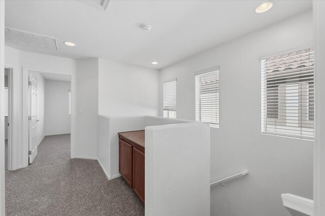 Building Photo - 6217 Blushing Willow St