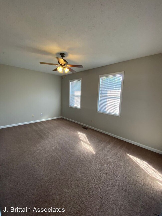 Building Photo - 2 br, 2.5 bath House - 5305 Whisperwood Court