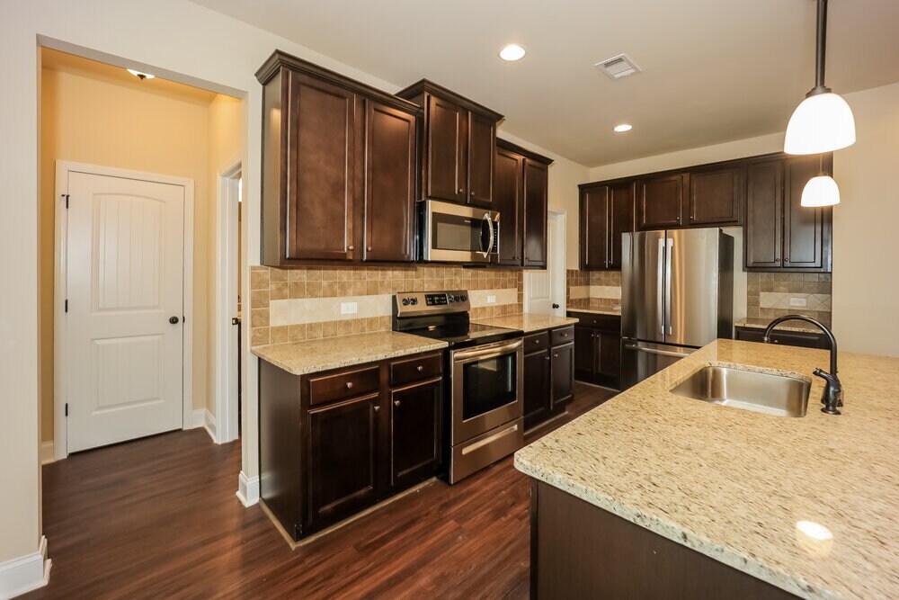 Building Photo - 2350 Walker Dr