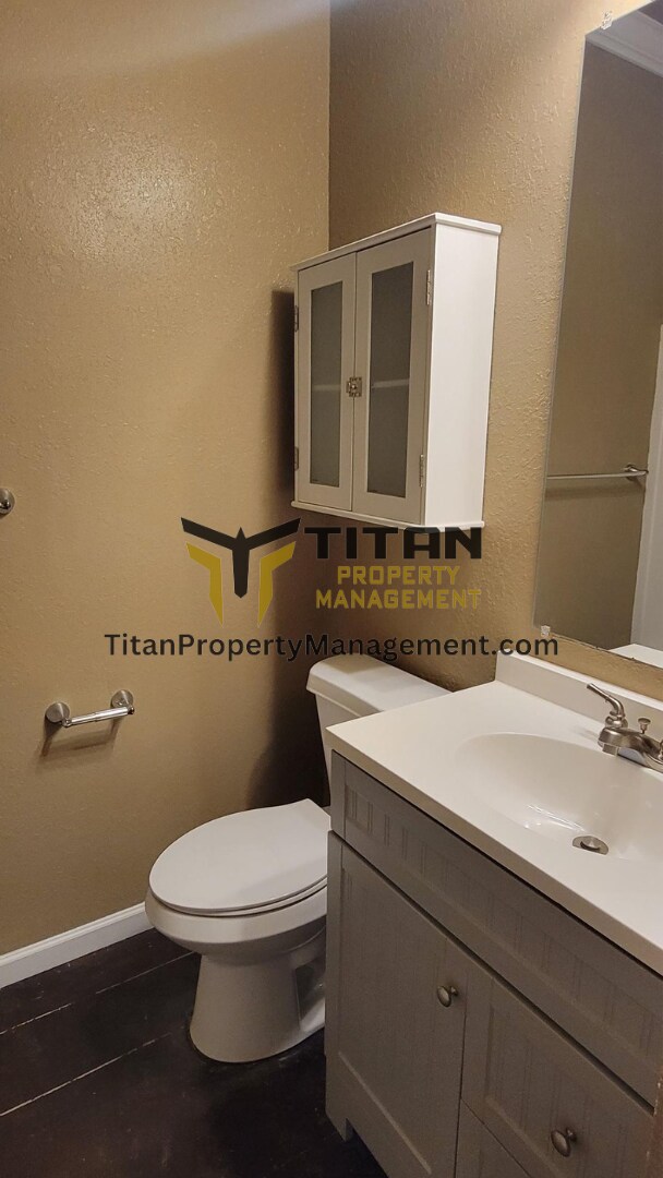 Building Photo - Cute 2 bed/2 bath house