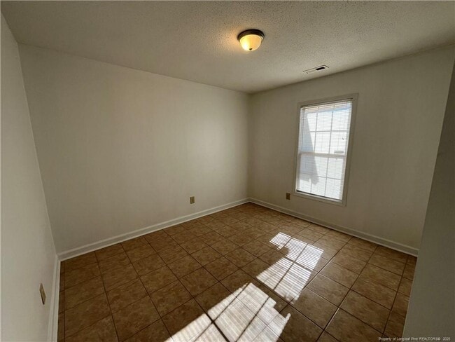 Building Photo - 278 Crabapple Cir