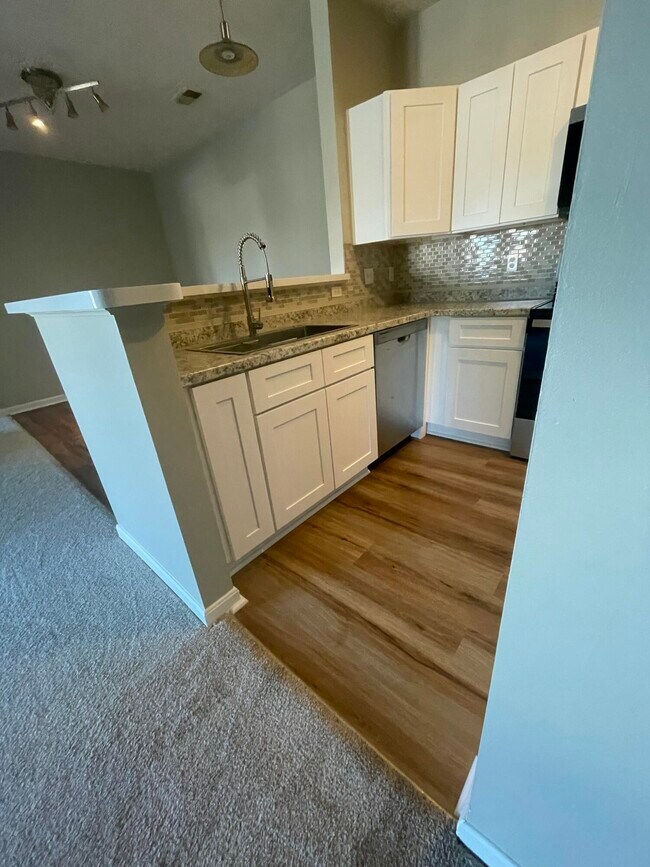 Building Photo - 1172 Retriever Wy