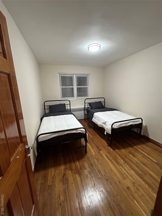 Building Photo - 59-26 Linden St