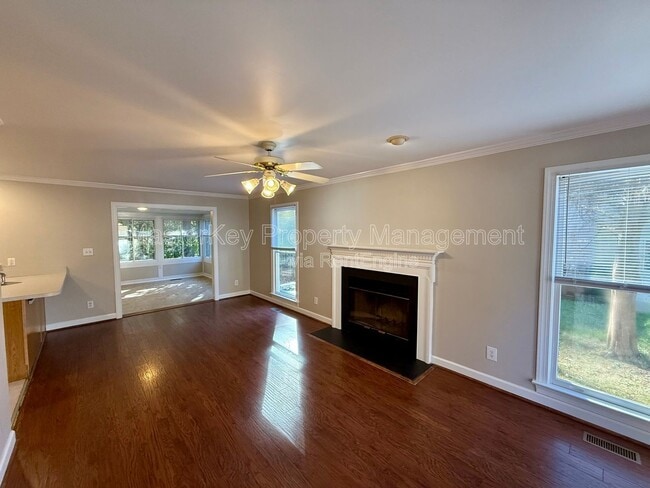 Building Photo - 306 Cary Pines Dr