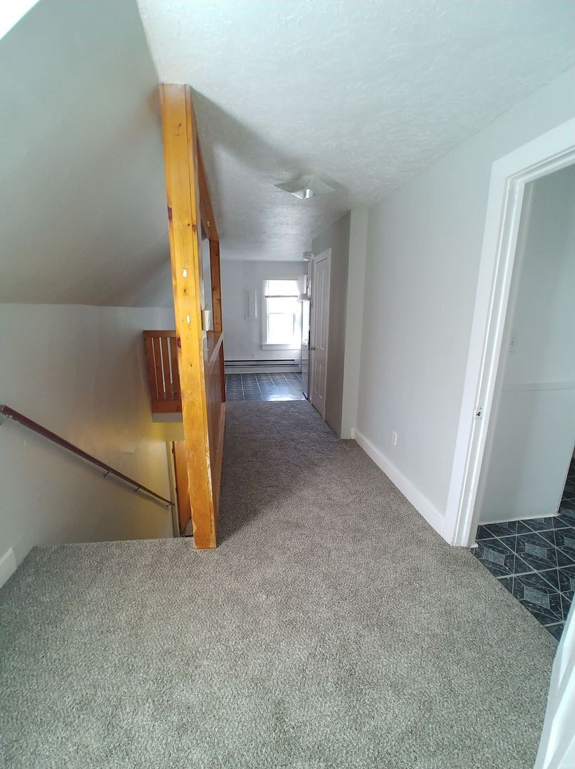 Building Photo - 308 N 11th St