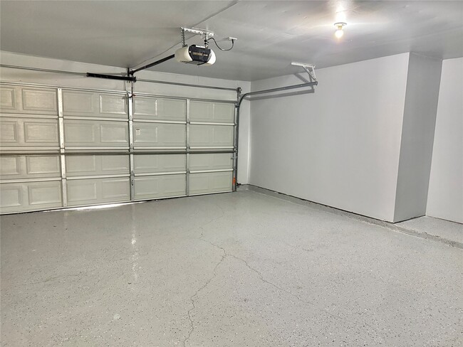 Building Photo - 3007 Wagon Trail Dr