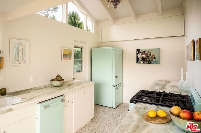 Building Photo - 2764 Outpost Dr