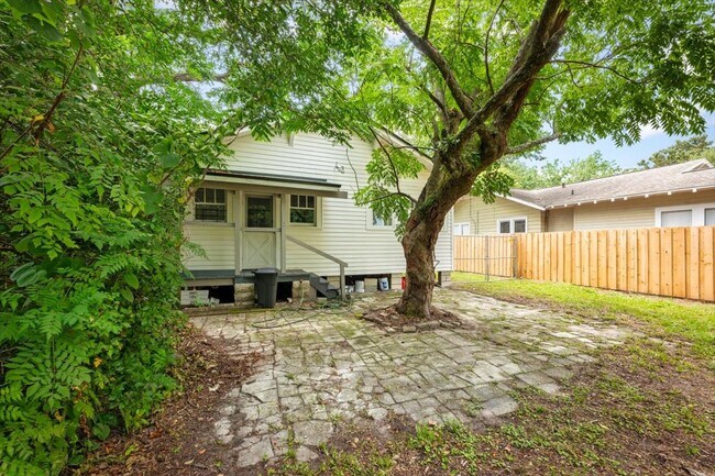Building Photo - 3971 Boone Park Ave