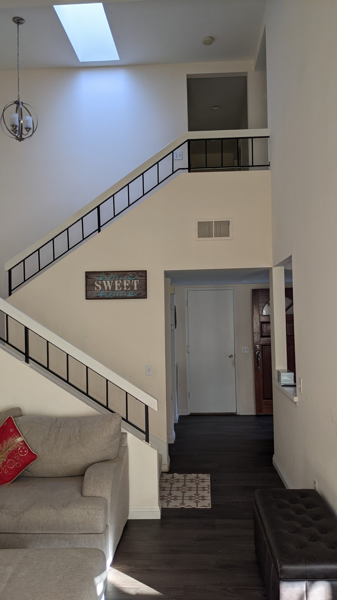 Building Photo - 9580 Hiker Hill Rd