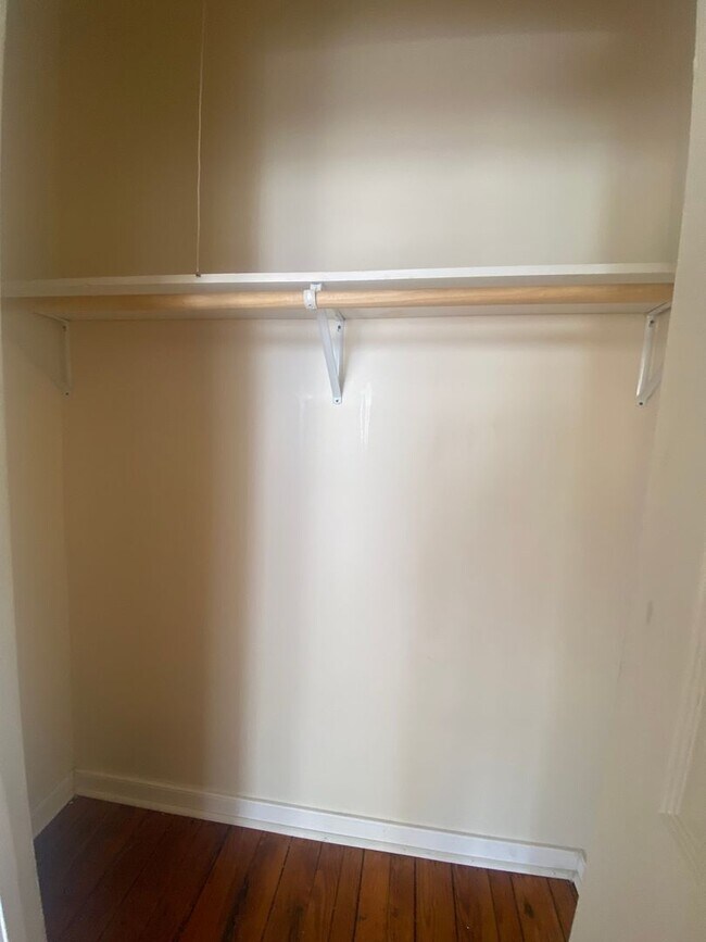 Building Photo - 314 W Leigh St