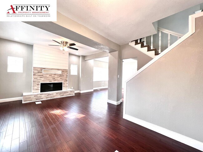 Building Photo - 3606 S Benton Ave