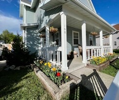 Building Photo - 168 Meadow Cir
