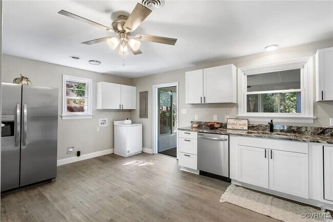 Building Photo - 3420 Pump Rd