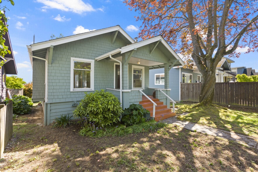 Building Photo - 5442 35th Ave SW