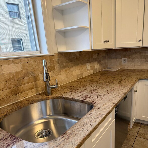 Building Photo - 59 Ocean Ave