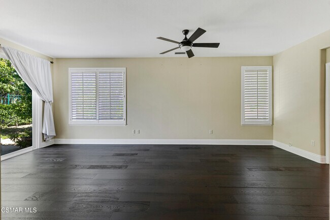 Building Photo - 406 Granite Hills St