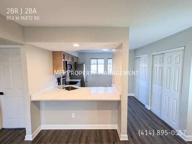 Building Photo - 853 W. Puetz Road - 2 Bedroom, 2 Bathroom ...