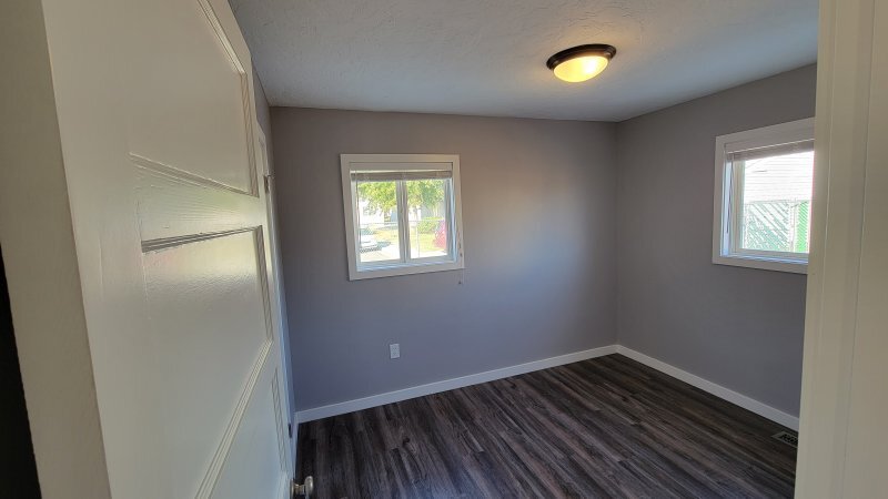 Building Photo - 1414 Keller Ave