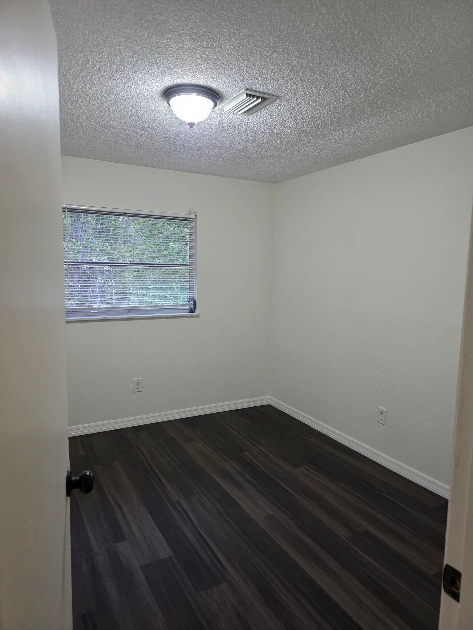 Building Photo - 9205 N Fawn Way