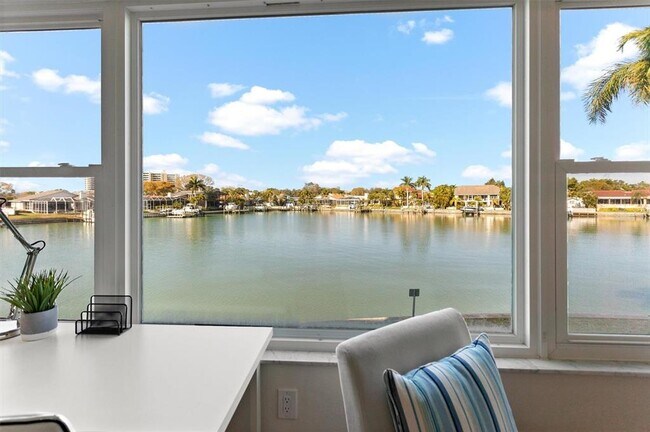 Building Photo - 5955 30th Ave S