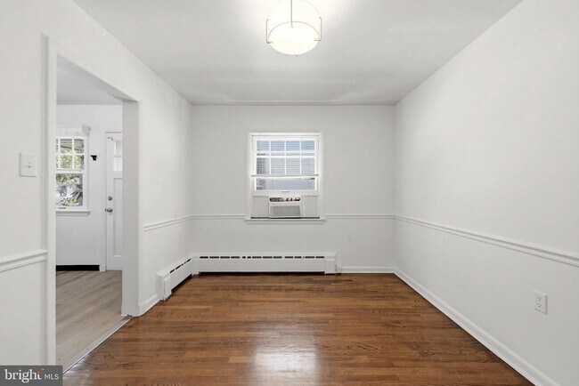 Building Photo - 31 E Germain St
