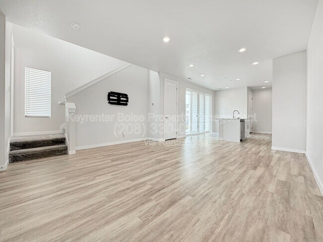 Building Photo - 12761 W Norterra Ln