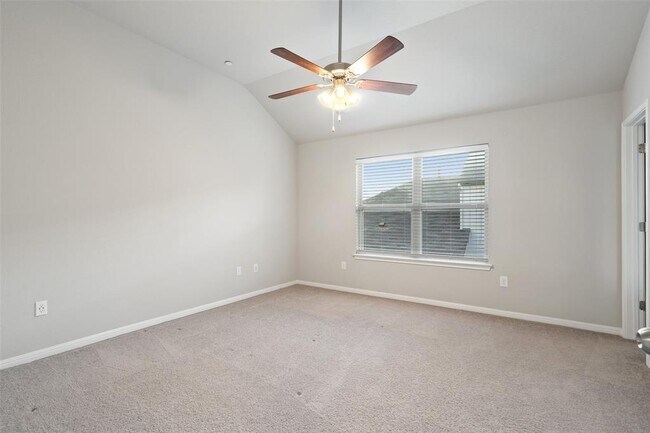 Building Photo - 11808 Malamute Rd