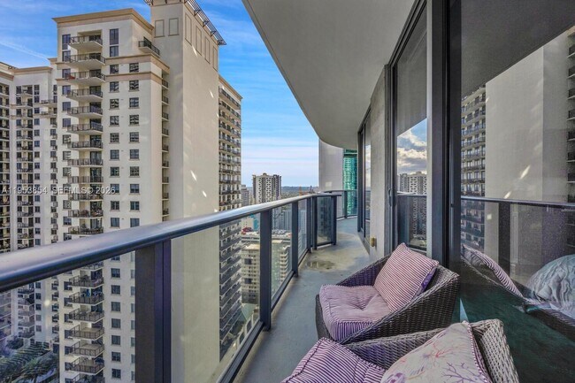 Building Photo - 55 SW 9th St