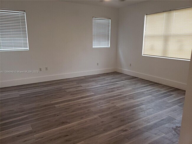 Building Photo - 11831 SW 243rd St