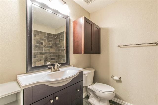 Building Photo - 1213 Wyndham Dr