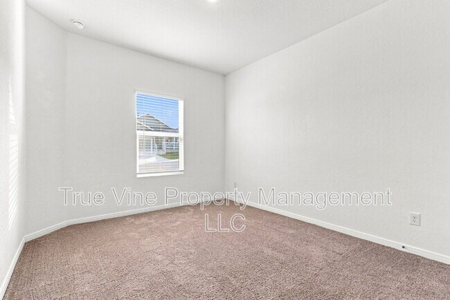Building Photo - 5432 Cloves Cv