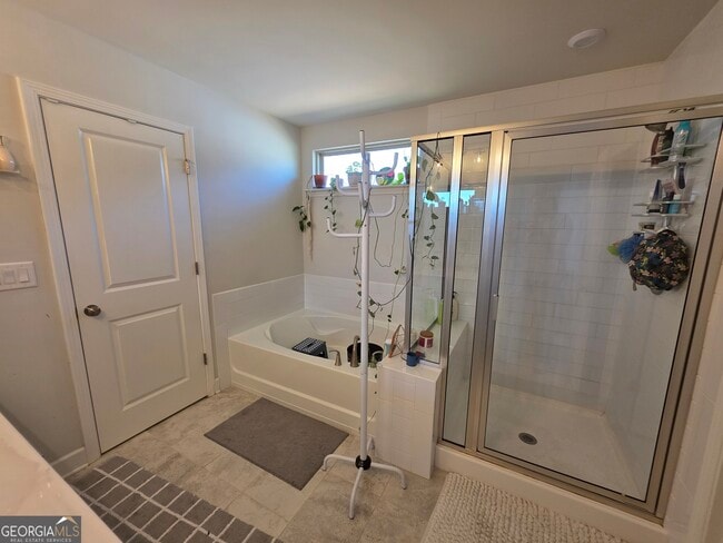 Building Photo - 207 Randall Dr