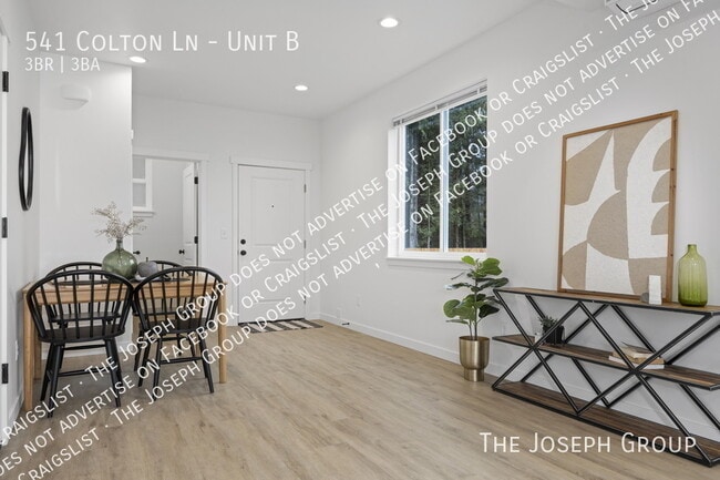 Building Photo - 541 Colton Ln