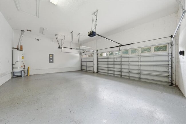 Building Photo - 11916 Camden Park Dr