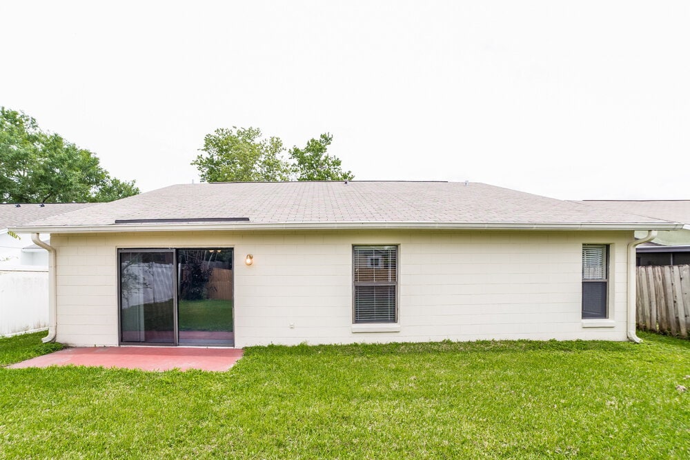 Building Photo - 1029 Wainright Dr
