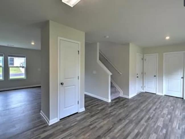 Building Photo - 219 Long Grove Ln